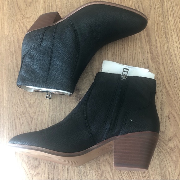 NIB $198 Madewell The Western Black Leather Bootie in size 7.5! - Picture 8 of 15